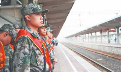 我省出臺優撫優待政策 鼓勵大學生畢業參軍入伍 