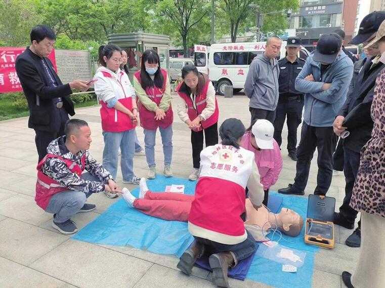 “救”在身邊 在太原公共場所隨處可見“救命神器”AED 