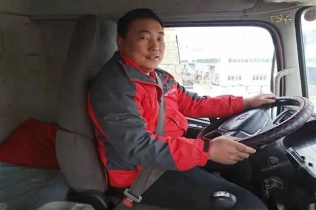 切實減輕學員負擔 道路普貨駕駛員從業(yè)資格證可直接申領 
