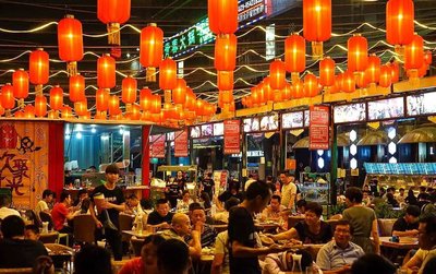精彩紛呈 萬柏林區小吃街消夏“美食節”活動啟幕 