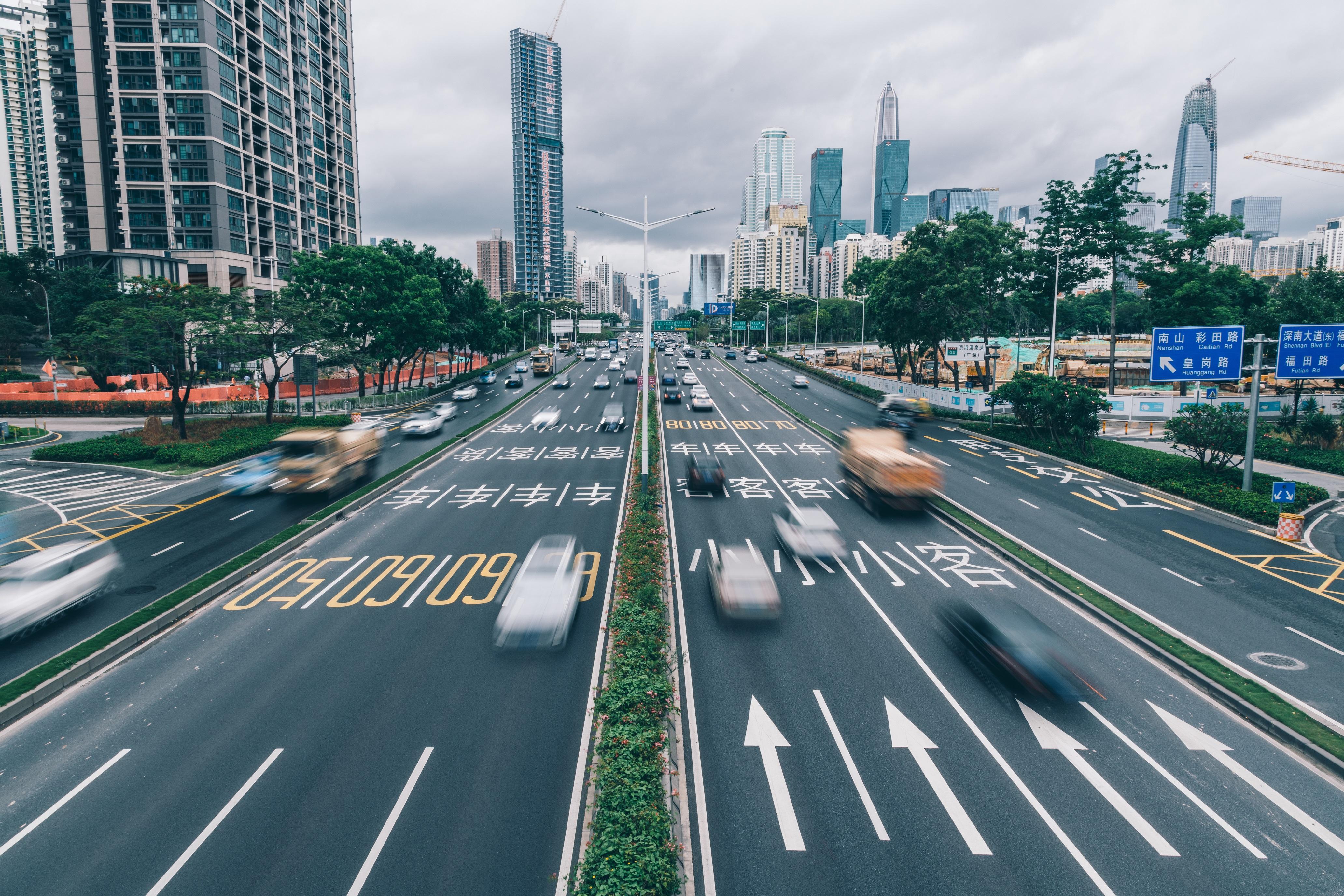 大學(xué)城迎來返程客流高峰 開行校園直通車溫暖學(xué)生返校路